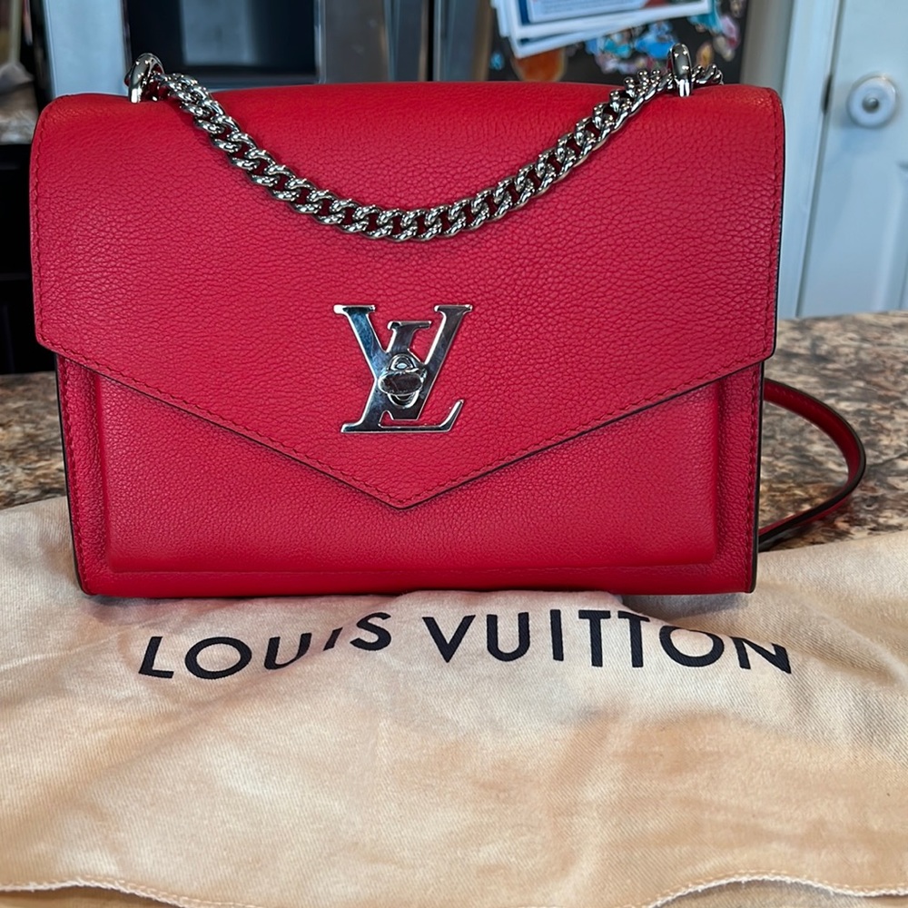 Red Louis Vuitton Lockme Chain Bag